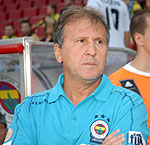 http://www.business-with-turkey.com/tour-pics/zico-fenerbahce.jpg