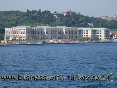 Kempinski Hotel Swimming pool with Ciragan Palace at the back